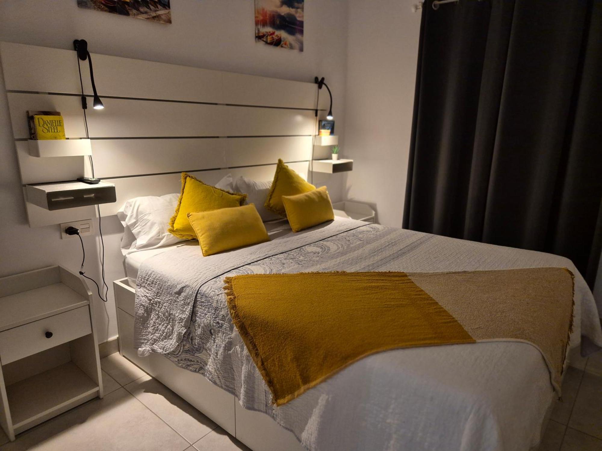 White Suite Deluxe Costa Teguise Exterior photo