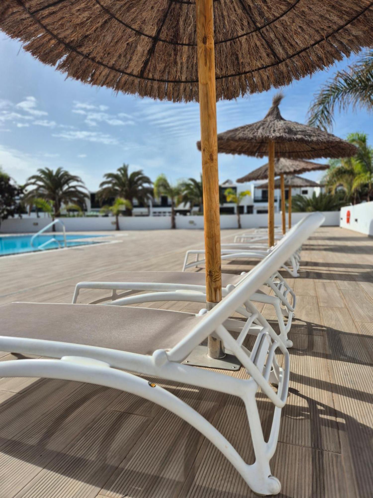White Suite Deluxe Costa Teguise Exterior photo